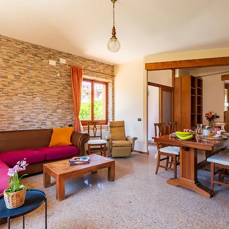 Comfort And Relax Steps From The Beach, Wi-fi & Ac *